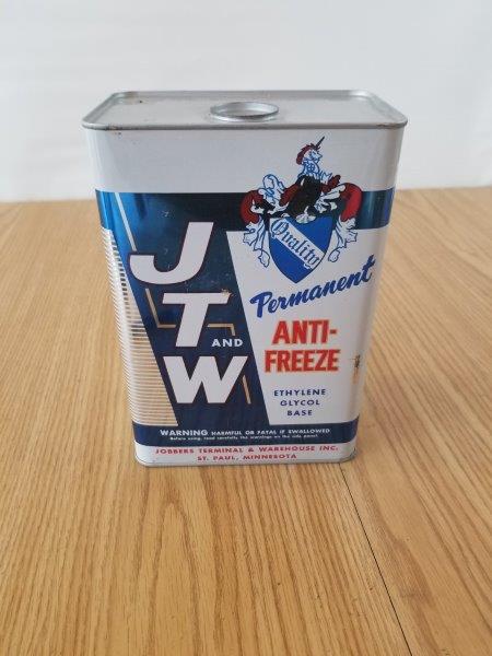 JT and W Minnesota 1 Gallon Knight Graphic Anti-freeze Can